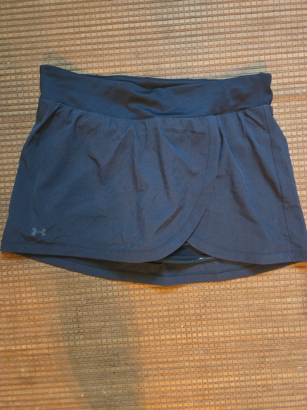 UNDER ARMOUR Women's Heat Gear Training Black Athletic Tennis Skirt  size L NWOT